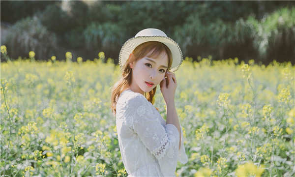 古镇镇标题：想找个女人帮忙生孩子的有效解决方案，助您圆梦家庭